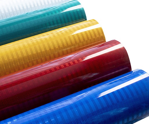 صفائح عاكسة موشورية